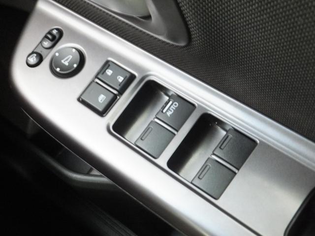 フリード+ハイブリッド ハイブリッドG・ホンダセンシング ホンダセンシング/純正9型ナビ/CD/DVD/フルセグ/Bluetooth/ETC/Bカメラ/前後ドラレコ/両自動/クルコン/LEDライト/シートヒーター/社外アルミ/ルーフラック/ワンオーナー/(23枚目)