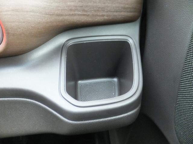 フリード+ハイブリッド ハイブリッドG・ホンダセンシング ホンダセンシング/純正9型ナビ/CD/DVD/フルセグ/Bluetooth/ETC/Bカメラ/前後ドラレコ/両自動/クルコン/LEDライト/シートヒーター/社外アルミ/ルーフラック/ワンオーナー/(28枚目)