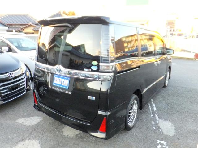 ヴォクシー ハイブリッドZS 煌III セーフティセンス/PCS/LDA/AHB/純正9型SDナビ&フルセグ/12型フリップダウンM/両側自動ドア/LEDライト&フォグ/シートヒーター/コーナーセンサー/ドラレコ/ETC/Bカメラ/16AW(61枚目)