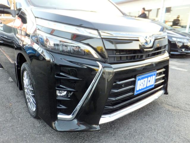 ヴォクシー ハイブリッドZS 煌III セーフティセンス/PCS/LDA/AHB/純正9型SDナビ&フルセグ/12型フリップダウンM/両側自動ドア/LEDライト&フォグ/シートヒーター/コーナーセンサー/ドラレコ/ETC/Bカメラ/16AW(67枚目)