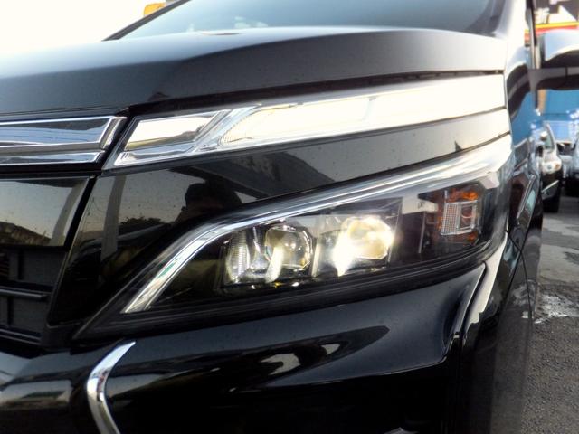 ヴォクシー ハイブリッドZS 煌III セーフティセンス/PCS/LDA/AHB/純正9型SDナビ&フルセグ/12型フリップダウンM/両側自動ドア/LEDライト&フォグ/シートヒーター/コーナーセンサー/ドラレコ/ETC/Bカメラ/16AW(69枚目)