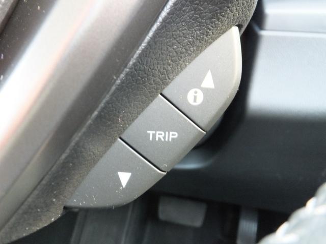 フリード+ハイブリッド ハイブリッド・クロスター 純正9型ナビ/純正15.6型フリップM/CD/DVD/フルセグ/Bluetooth/ETC/Bカメラ/ルーフラック/クルコン/シートヒーター/両自動/LEDライト/LEDフォグ/ルーフレール/Hレザー(7枚目)