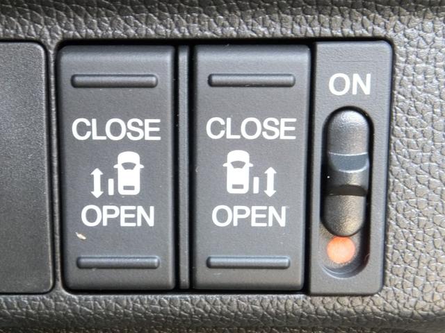 フリード+ハイブリッド ハイブリッド・クロスター 純正9型ナビ/純正15.6型フリップM/CD/DVD/フルセグ/Bluetooth/ETC/Bカメラ/ルーフラック/クルコン/シートヒーター/両自動/LEDライト/LEDフォグ/ルーフレール/Hレザー(14枚目)