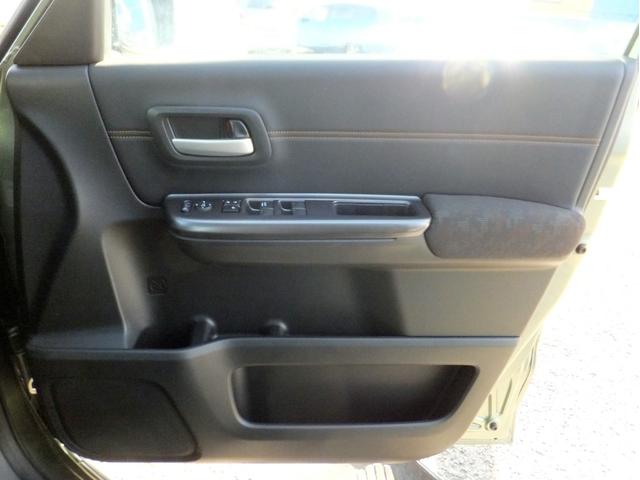 フリード+ハイブリッド ハイブリッド・クロスター 純正9型ナビ/純正15.6型フリップM/CD/DVD/フルセグ/Bluetooth/ETC/Bカメラ/ルーフラック/クルコン/シートヒーター/両自動/LEDライト/LEDフォグ/ルーフレール/Hレザー(22枚目)