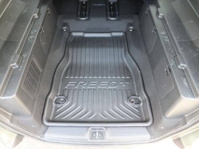 フリード+ハイブリッド ハイブリッド・クロスター 純正9型ナビ/純正15.6型フリップM/CD/DVD/フルセグ/Bluetooth/ETC/Bカメラ/ルーフラック/クルコン/シートヒーター/両自動/LEDライト/LEDフォグ/ルーフレール/Hレザー(53枚目)