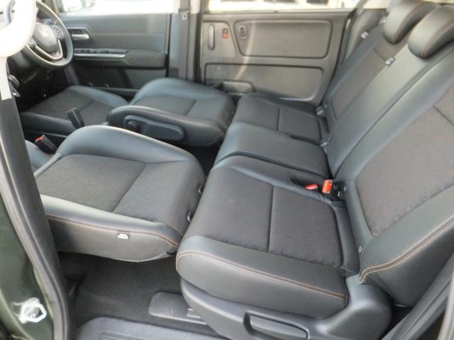 フリード+ハイブリッド ハイブリッド・クロスター 純正9型ナビ/純正15.6型フリップM/CD/DVD/フルセグ/Bluetooth/ETC/Bカメラ/ルーフラック/クルコン/シートヒーター/両自動/LEDライト/LEDフォグ/ルーフレール/Hレザー(57枚目)