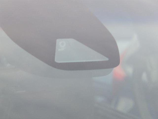 オデッセイハイブリッド ハイブリッドアブソルート・EXホンダセンシング 本革シート/ホンダセンシング/純正9型ナビ/11型フリップダウンモニター/マルチカメラ/CD/DVD/フルセグ/ETC2.0/クルーズコントロール/パワーシート前後センサー/LEDライト/18アルミ(2枚目)