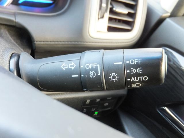 オデッセイハイブリッド ハイブリッドアブソルート・EXホンダセンシング 本革シート/ホンダセンシング/純正9型ナビ/11型フリップダウンモニター/マルチカメラ/CD/DVD/フルセグ/ETC2.0/クルーズコントロール/パワーシート前後センサー/LEDライト/18アルミ(8枚目)