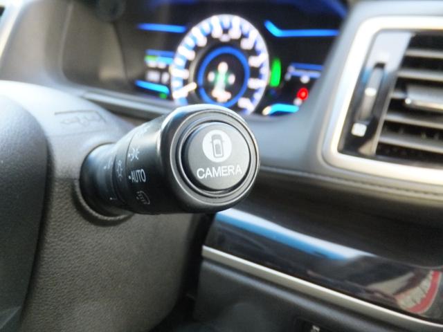 オデッセイハイブリッド ハイブリッドアブソルート・EXホンダセンシング 本革シート/ホンダセンシング/純正9型ナビ/11型フリップダウンモニター/マルチカメラ/CD/DVD/フルセグ/ETC2.0/クルーズコントロール/パワーシート前後センサー/LEDライト/18アルミ(11枚目)