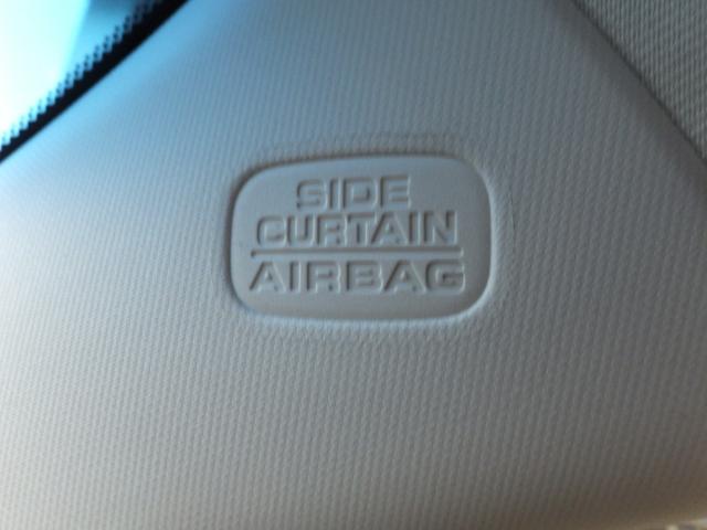 オデッセイハイブリッド ハイブリッドアブソルート・EXホンダセンシング 本革シート/ホンダセンシング/純正9型ナビ/11型フリップダウンモニター/マルチカメラ/CD/DVD/フルセグ/ETC2.0/クルーズコントロール/パワーシート前後センサー/LEDライト/18アルミ(15枚目)