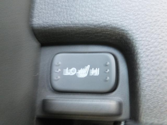 オデッセイハイブリッド ハイブリッドアブソルート・EXホンダセンシング 本革シート/ホンダセンシング/純正9型ナビ/11型フリップダウンモニター/マルチカメラ/CD/DVD/フルセグ/ETC2.0/クルーズコントロール/パワーシート前後センサー/LEDライト/18アルミ(20枚目)