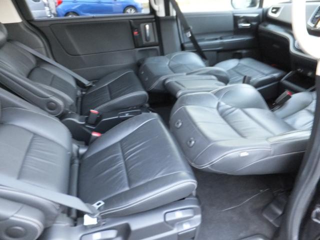 オデッセイハイブリッド ハイブリッドアブソルート・EXホンダセンシング 本革シート/ホンダセンシング/純正9型ナビ/11型フリップダウンモニター/マルチカメラ/CD/DVD/フルセグ/ETC2.0/クルーズコントロール/パワーシート前後センサー/LEDライト/18アルミ(54枚目)