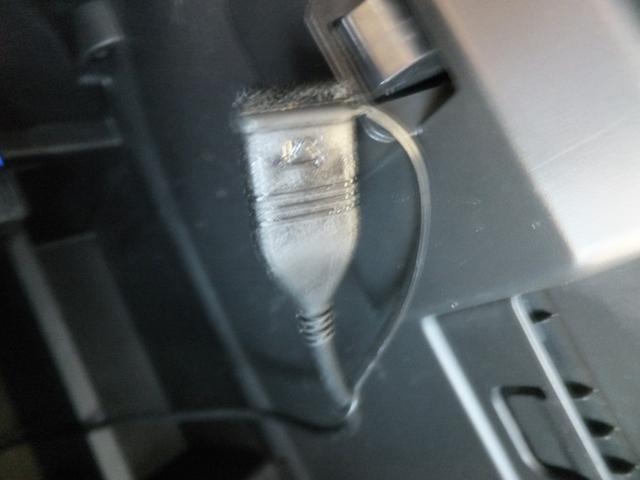 ノート メダリストＶセレクション＋セーフティＩＩ　純正ナビ／アラウンドビューカメラ／ＣＤ／ＤＶＤ／フルセグ／Ｂｌｕｅｔｏｏｔｈオーディオ／ＥＴＣ／ドラレコ／エマージェンシーブレーキ／ＬＥＤライト／エコスーパーチャージャー／ハーフレザー／前後センサー／（27枚目）