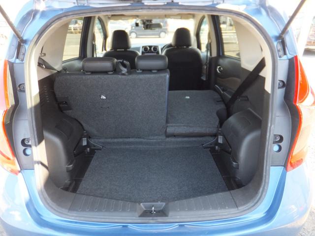 ノート メダリストＶセレクション＋セーフティＩＩ　純正ナビ／アラウンドビューカメラ／ＣＤ／ＤＶＤ／フルセグ／Ｂｌｕｅｔｏｏｔｈオーディオ／ＥＴＣ／ドラレコ／エマージェンシーブレーキ／ＬＥＤライト／エコスーパーチャージャー／ハーフレザー／前後センサー／（44枚目）