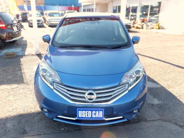 ノート メダリストＶセレクション＋セーフティＩＩ　純正ナビ／アラウンドビューカメラ／ＣＤ／ＤＶＤ／フルセグ／Ｂｌｕｅｔｏｏｔｈオーディオ／ＥＴＣ／ドラレコ／エマージェンシーブレーキ／ＬＥＤライト／エコスーパーチャージャー／ハーフレザー／前後センサー／（50枚目）