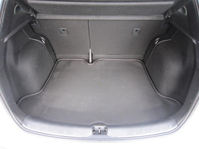 キックス Ｘ　ツートーンインテリアエディション　白黒ツートン／純正９型ナビ／プロパイロット／アラウンドビューカメラ／エマージェンシーブレーキ／前後センサー／前後ドラレコ／ＣＤ／ＤＶＤ／フルセグ／ＥＴＣ２．０／デジタルミラー／ＬＥＤライト／１（7枚目）