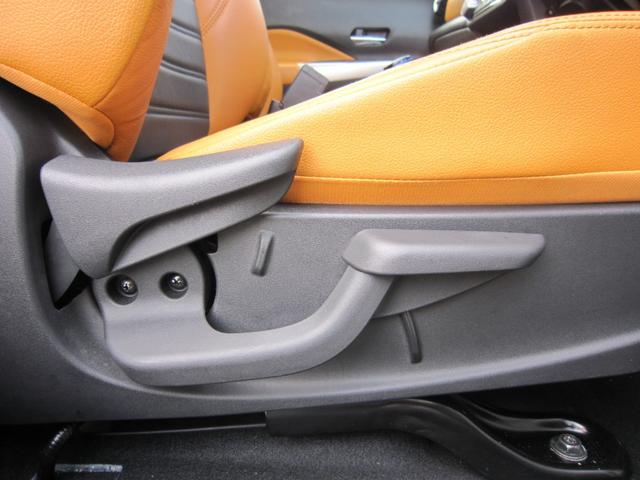 キックス Ｘ　ツートーンインテリアエディション　白黒ツートン／純正９型ナビ／プロパイロット／アラウンドビューカメラ／エマージェンシーブレーキ／前後センサー／前後ドラレコ／ＣＤ／ＤＶＤ／フルセグ／ＥＴＣ２．０／デジタルミラー／ＬＥＤライト／１（12枚目）