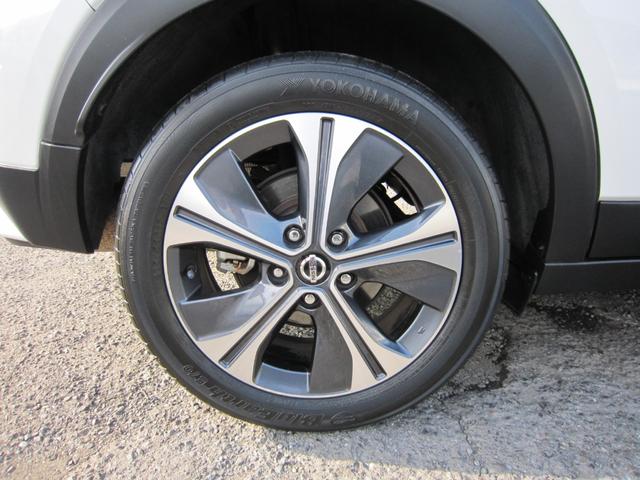 キックス Ｘ　ツートーンインテリアエディション　白黒ツートン／純正９型ナビ／プロパイロット／アラウンドビューカメラ／エマージェンシーブレーキ／前後センサー／前後ドラレコ／ＣＤ／ＤＶＤ／フルセグ／ＥＴＣ２．０／デジタルミラー／ＬＥＤライト／１（45枚目）