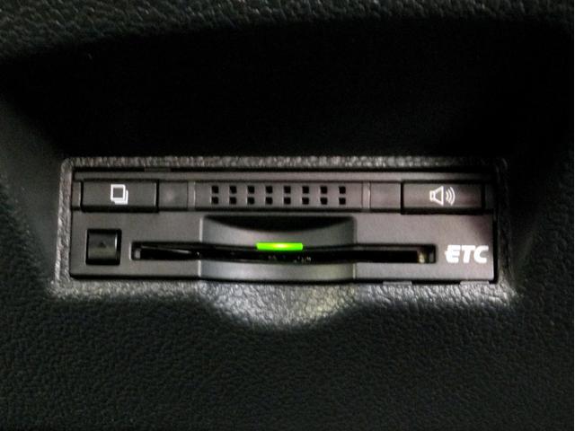 プリウス Aプレミアム 純正9型SDナビ&フルセグ/セーフティセンス/PCS/LDA/AHB/レークル/黒本革シート/LEDライト&フォグ/デジタルミラー&前後ドラレコ/シートヒーター/クリソナ/ETC/Bカメラ/17AW(16枚目)