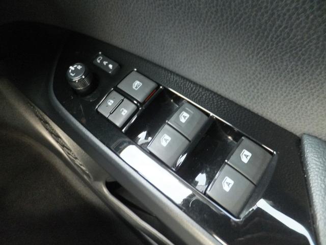 プリウス Aプレミアム 純正9型SDナビ&フルセグ/セーフティセンス/PCS/LDA/AHB/レークル/黒本革シート/LEDライト&フォグ/デジタルミラー&前後ドラレコ/シートヒーター/クリソナ/ETC/Bカメラ/17AW(25枚目)