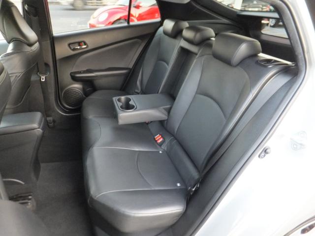 プリウス Aプレミアム 純正9型SDナビ&フルセグ/セーフティセンス/PCS/LDA/AHB/レークル/黒本革シート/LEDライト&フォグ/デジタルミラー&前後ドラレコ/シートヒーター/クリソナ/ETC/Bカメラ/17AW(46枚目)