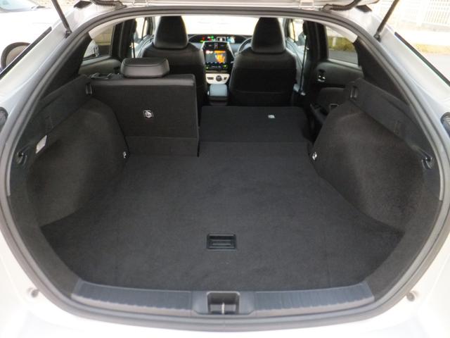 プリウス Aプレミアム 純正9型SDナビ&フルセグ/セーフティセンス/PCS/LDA/AHB/レークル/黒本革シート/LEDライト&フォグ/デジタルミラー&前後ドラレコ/シートヒーター/クリソナ/ETC/Bカメラ/17AW(51枚目)