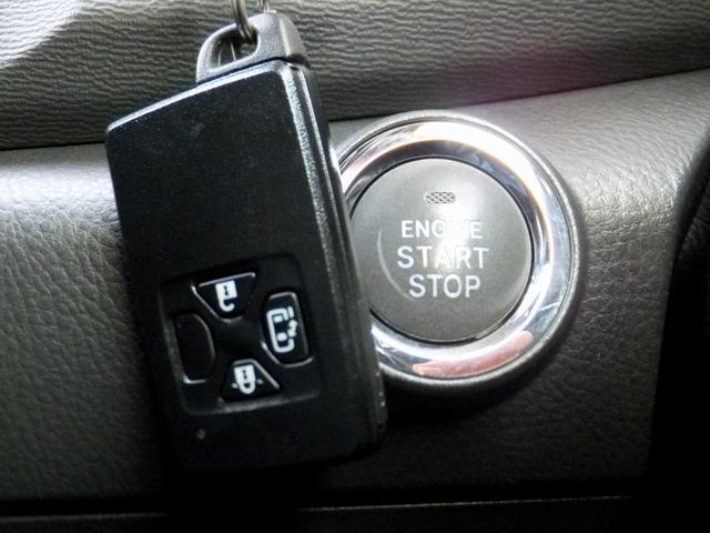 アイシス プラタナ Aタイプ/サイドリフトアップシート/6人乗り/1オーナー車/禁煙/純正ナビTV/バックカメラ/bluettoh/スマートキー/ETC/左電動スライドドア/純正サイドバイザー/純正15AW/盗難防止(7枚目)