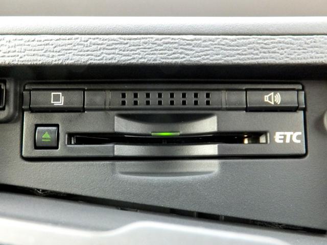 アイシス プラタナ Aタイプ/サイドリフトアップシート/6人乗り/1オーナー車/禁煙/純正ナビTV/バックカメラ/bluettoh/スマートキー/ETC/左電動スライドドア/純正サイドバイザー/純正15AW/盗難防止(10枚目)