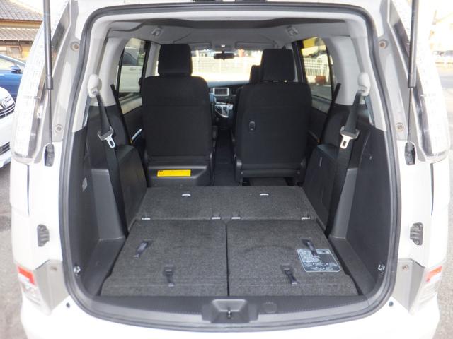 アイシス プラタナ Aタイプ/サイドリフトアップシート/6人乗り/1オーナー車/禁煙/純正ナビTV/バックカメラ/bluettoh/スマートキー/ETC/左電動スライドドア/純正サイドバイザー/純正15AW/盗難防止(46枚目)