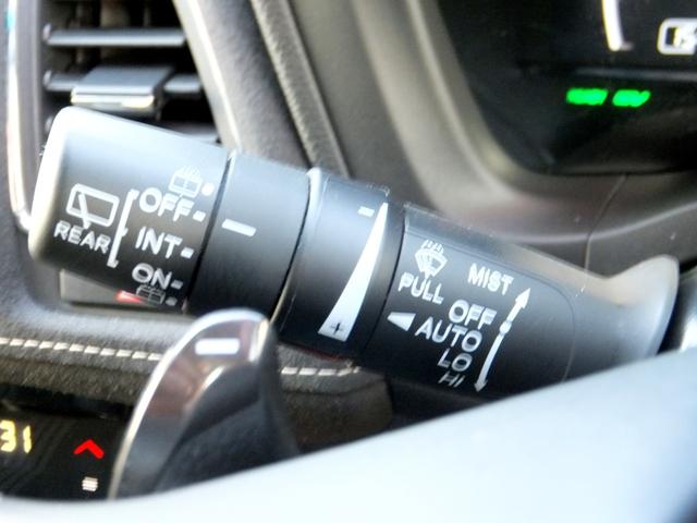 ヴェゼル ハイブリッドＲＳ・ホンダセンシング　純正８型ＳＤナビ＆フルセグ／ＣＭＢＳ／ＡＣＣ／ＬＫＡＳ／ＬＥＤライト＆フォグ／スマキー／ハーフレザー／シートヒーター／電子パーキング／サイド＆カーテンＳＲＳ／バックカメラ／ＥＴＣ／前後ドラレコ／ＢＴＡ（9枚目）