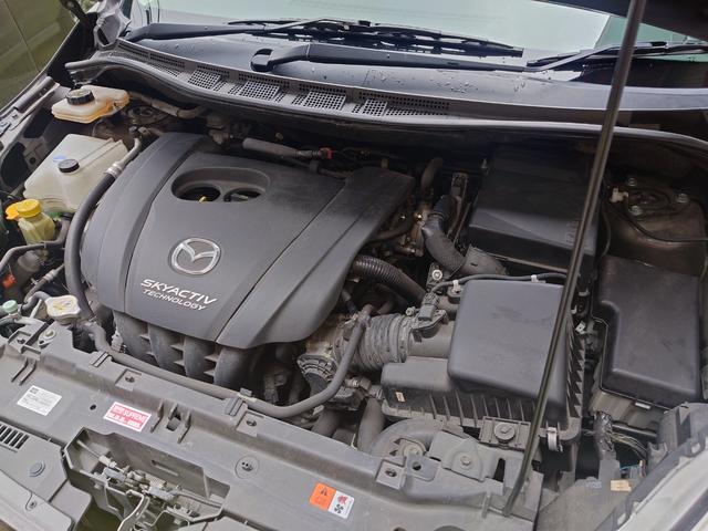 プレマシー 20S-スカイアクティブ セレーブル ETC バックカメラ ナビ TV 両側電動スライドドア オートライト HID スマートキー アイドリングストップ 電動格納ミラー 3列シート AT アルミホイール CD USB Bluetooth(10枚目)