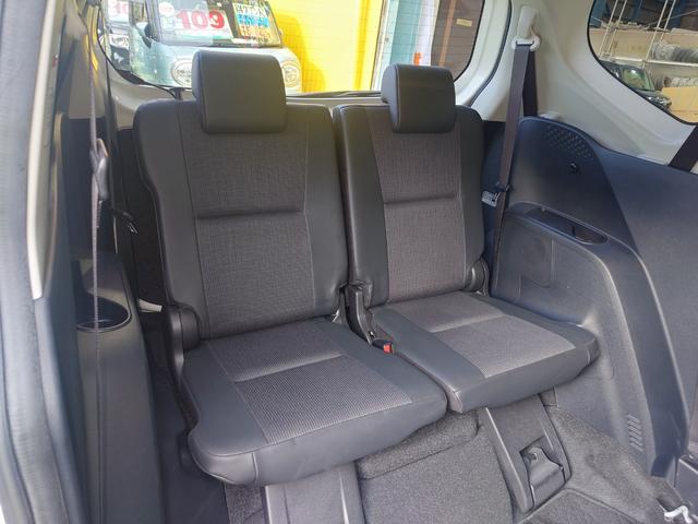 シエンタ ハイブリッドG クエロ 両側電動スライドドア ETC バックカメラ ナビ TV レーンアシスト 衝突被害軽減システム オートマチックハイビーム LEDヘッドランプ スマートキー 電動格納ミラー シートヒーター 3列シート(32枚目)