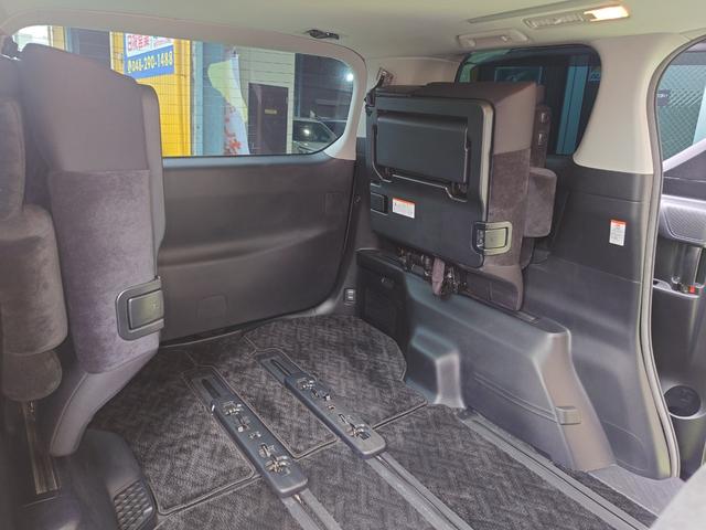 ヴェルファイア ２．５Ｚ　Ａエディション　サンルーフ　ドライブレコーダー　ＥＴＣ　バックカメラ　フロントカメラ　ナビ　ＴＶ　クリアランスソナー　オートクルーズコントロール　衝突被害軽減システム　両側電動スライドドア　オートマチックハイビーム（46枚目）