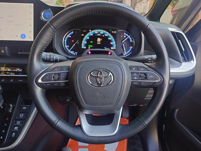 ヴォクシー ハイブリッドＳ－Ｚ　ドライブレコーダー　バックカメラ　ナビ　ＴＶ　クリアランスソナー　オートクルーズコントロール　レーンアシスト　衝突被害軽減システム　両側電動スライドドア　オートマチックハイビーム　ＬＥＤヘッドランプ（8枚目）