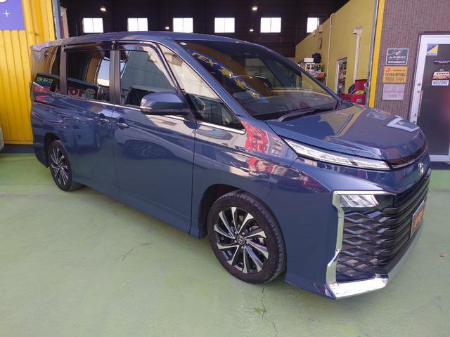 ヴォクシー ハイブリッドＳ－Ｚ　ドライブレコーダー　バックカメラ　ナビ　ＴＶ　クリアランスソナー　オートクルーズコントロール　レーンアシスト　衝突被害軽減システム　両側電動スライドドア　オートマチックハイビーム　ＬＥＤヘッドランプ（17枚目）