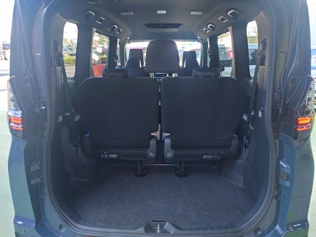 ヴォクシー ハイブリッドＳ－Ｚ　ドライブレコーダー　バックカメラ　ナビ　ＴＶ　クリアランスソナー　オートクルーズコントロール　レーンアシスト　衝突被害軽減システム　両側電動スライドドア　オートマチックハイビーム　ＬＥＤヘッドランプ（49枚目）