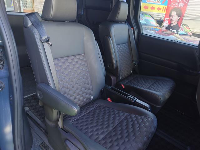 ヴォクシー ハイブリッドＳ－Ｚ　ドライブレコーダー　バックカメラ　ナビ　ＴＶ　クリアランスソナー　オートクルーズコントロール　レーンアシスト　衝突被害軽減システム　両側電動スライドドア　オートマチックハイビーム　ＬＥＤヘッドランプ（50枚目）