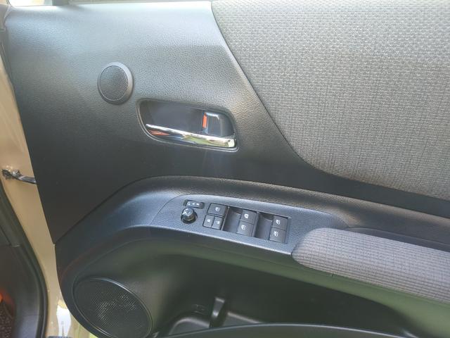 シエンタ ファンベースG ドライブレコーダー ETC 全周囲カメラ ナビ TV クリアランスソナー レーンアシスト 衝突被害軽減システム 両側電動スライドドア オートマチックハイビーム スマートキー 電動格納ミラー CVT(39枚目)