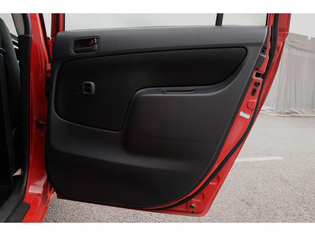 サクシードワゴン ＴＸ　リフトアップ　５ナンバー小型乗用登録　ＴＯＹＯＴＡ横文字エンブレム　ＴＨＵＬＥルーフキャリアバスケット　ＭＵＤＳＴＡＲマッドテレーンタイヤ　黒鉄チン　ドアバイザー　バックカメラ　電動格納ミラー　ナビ（9枚目）