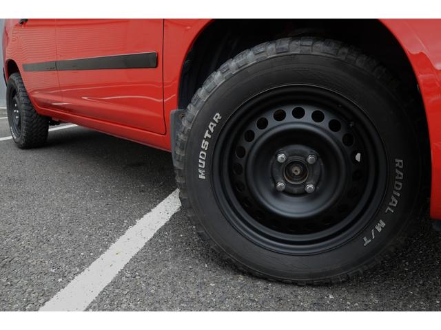 サクシードワゴン ＴＸ　リフトアップ　５ナンバー小型乗用登録　ＴＯＹＯＴＡ横文字エンブレム　ＴＨＵＬＥルーフキャリアバスケット　ＭＵＤＳＴＡＲマッドテレーンタイヤ　黒鉄チン　ドアバイザー　バックカメラ　電動格納ミラー　ナビ（25枚目）