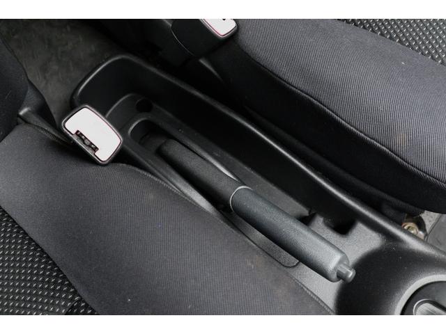 サクシードワゴン ＴＸ　リフトアップ　５ナンバー小型乗用登録　ＴＯＹＯＴＡ横文字エンブレム　ＴＨＵＬＥルーフキャリアバスケット　ＭＵＤＳＴＡＲマッドテレーンタイヤ　黒鉄チン　ドアバイザー　バックカメラ　電動格納ミラー　ナビ（31枚目）