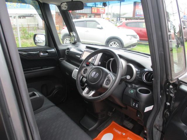 Ｎ－ＢＯＸ モデューロＸ　Ｇ・ターボパッケージ　純正ナビＴＶ　バックモニター　両側パワースライドドア　１５ＡＷ　プッシュスタート　記録簿（10枚目）