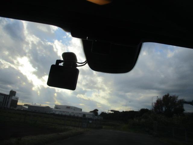 セレナ Ｇ　Ｓハイブリッド　両側パワースライドドア　プロパイロット　セーフティーパックＢ　全周囲カメラ　ＬＥＤヘッドライト　衝突軽減ブレーキ（10枚目）