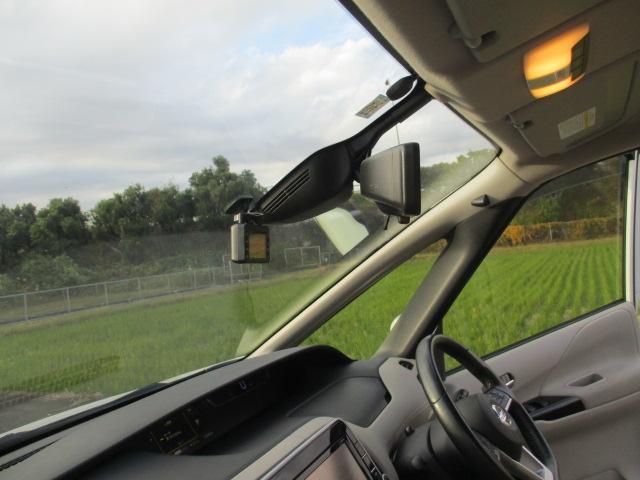 セレナ Ｇ　Ｓハイブリッド　両側パワースライドドア　プロパイロット　セーフティーパックＢ　全周囲カメラ　ＬＥＤヘッドライト　衝突軽減ブレーキ（15枚目）