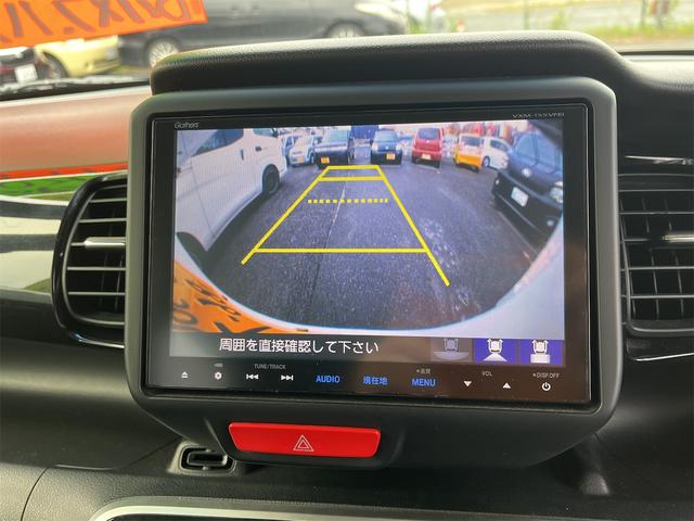 Ｎ－ＢＯＸカスタム Ｇ・Ｌパッケージ　ＥＴＣ　バックカメラ　両側スライド・片側電動　ナビ　ＴＶ　オートライト　ＨＩＤ　スマートキー　アイドリングストップ　電動格納ミラー　ベンチシート　後席モニター　ＣＶＴ　盗難防止システム　ＡＢＳ　ＥＳＣ（6枚目）