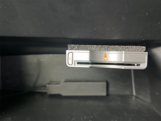 Ｎ－ＢＯＸカスタム Ｇ・Ｌパッケージ　ＥＴＣ　バックカメラ　両側スライド・片側電動　ナビ　ＴＶ　オートライト　ＨＩＤ　スマートキー　アイドリングストップ　電動格納ミラー　ベンチシート　後席モニター　ＣＶＴ　盗難防止システム　ＡＢＳ　ＥＳＣ（10枚目）