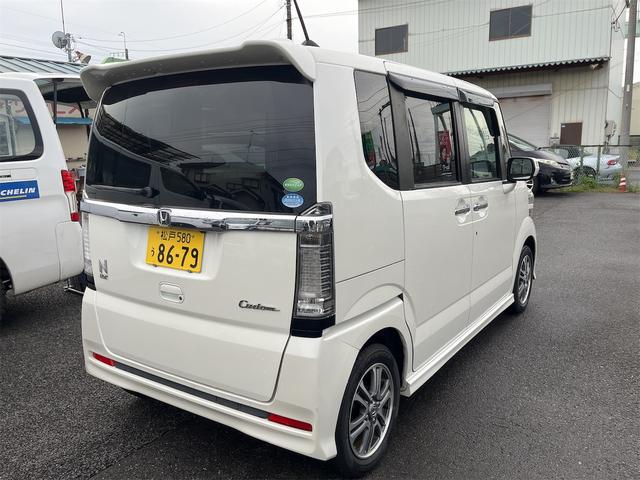 Ｎ－ＢＯＸカスタム Ｇ・Ｌパッケージ　ＥＴＣ　バックカメラ　両側スライド・片側電動　ナビ　ＴＶ　オートライト　ＨＩＤ　スマートキー　アイドリングストップ　電動格納ミラー　ベンチシート　後席モニター　ＣＶＴ　盗難防止システム　ＡＢＳ　ＥＳＣ（16枚目）