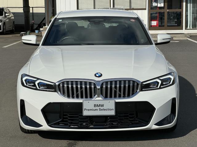 ３シリーズ ３２０ｄ　ｘＤｒｉｖｅ　Ｍスポーツ　コンフォートパッケージ　電動トランク　ヘッドアップディスプレイ　アクティブクルーズコントロール　黒半革シート　シートヒーター　ワイヤレスチャージ　ドライビングアシスト　ＨＤＤナビ　全周囲カメラ　禁煙（51枚目）