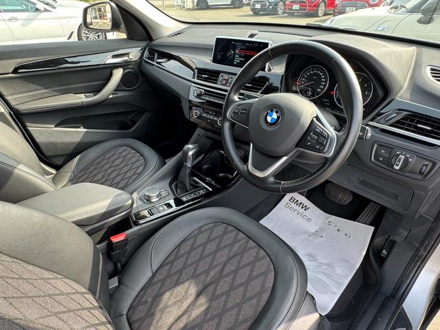 Ｘ１ ｘＤｒｉｖｅ　１８ｄ　ｘライン　コンフォートパッケージ　ＨＤＤナビ　リヤビューカメラ　電動リヤゲート　ドライビングアシスト　黒半革シート　Ｂｌｕｅｔｏｏｔｈ　１８インチアルミ　ＥＴＣ　コンフォートアクセス　１オナ　禁煙車（27枚目）