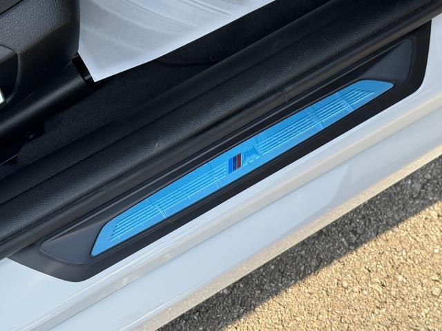 ３シリーズ ３２０ｉ　Ｍスポーツ　ＬＥＤヘッドライト　１８インチＡＷ　コンフォートアクセス　アクティブクルコン　ドライビングアシスト　レーンチェンジウォーニング　ＨＤＤナビ　リヤカメラ　パドルシフト　ＥＴＣ　Ｂｌｕｅｔｏｏｔｈ　禁煙車（44枚目）